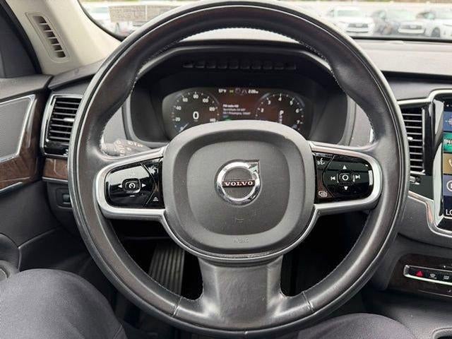 2017 Volvo XC90 T6 AWD 7-Passenger Momentum