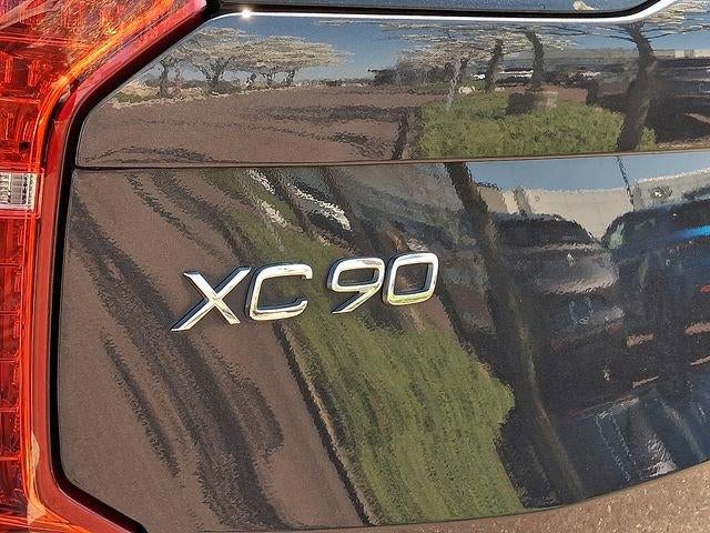2017 Volvo XC90 T6 AWD 7-Passenger Momentum