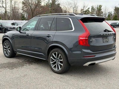 2017 Volvo XC90 T6 AWD 7-Passenger Momentum