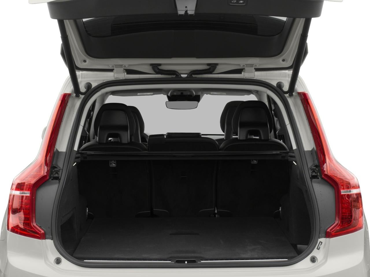 2017 Volvo XC90 T6 AWD 7-Passenger Momentum