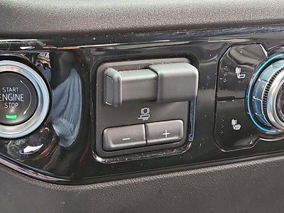 2025 GMC Sierra 1500 Crew Cab Short Box 4-Wheel Drive SLT