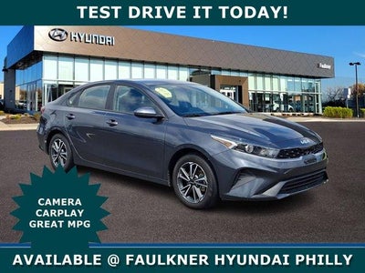 2023 Kia Forte LXS IVT
