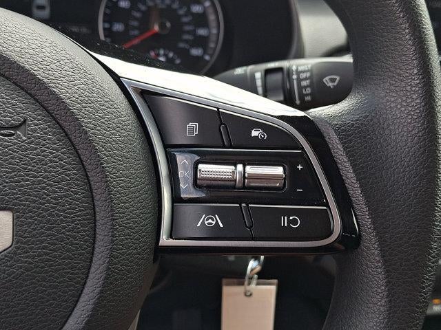 2023 Kia Forte LXS IVT