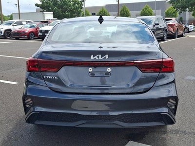 2023 Kia Forte LXS IVT