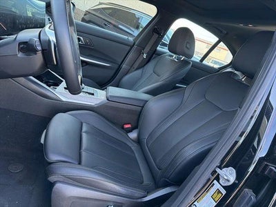 2025 BMW 330i xDrive Sedan