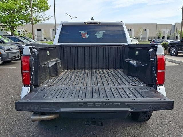 2024 Toyota Tacoma 4WD 4WD TRD Off Road Double Cab 5' Bed AT (Natl)