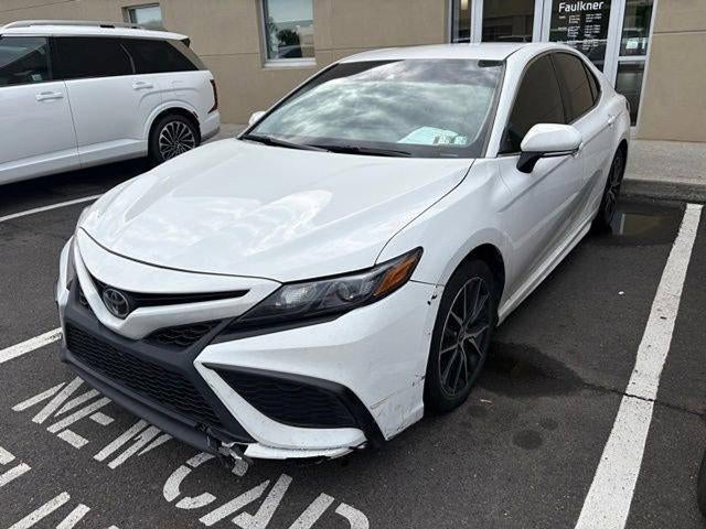 2024 Toyota Camry SE Auto (SE)