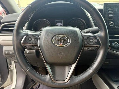 2024 Toyota Camry SE Auto (SE)