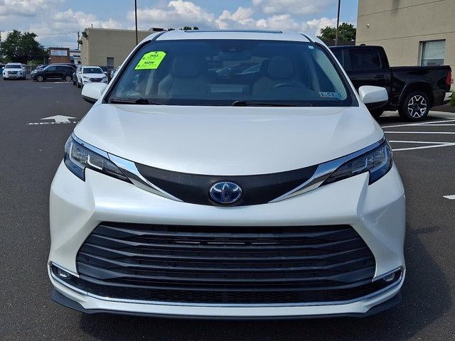 2021 Toyota Sienna XLE AWD 7-Passenger (Natl)