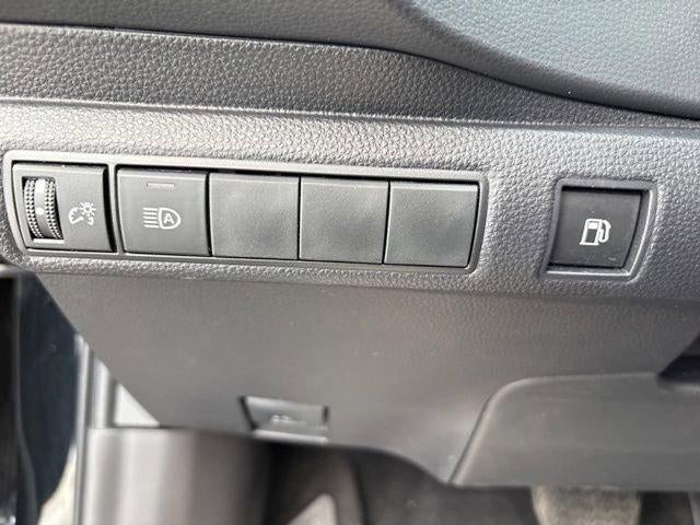 2025 Toyota Corolla Hybrid LE FWD (Natl)