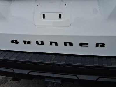 2025 Toyota 4Runner SR5 4WD (GS)