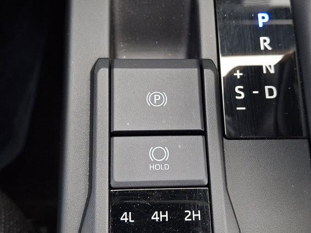 2025 Toyota 4Runner SR5 4WD (GS)