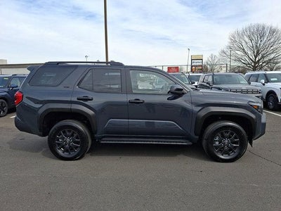 2025 Toyota 4Runner SR5 4WD (GS)