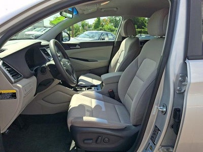 2016 Hyundai TUCSON AWD 4dr SE