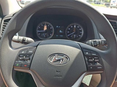 2016 Hyundai TUCSON AWD 4dr SE