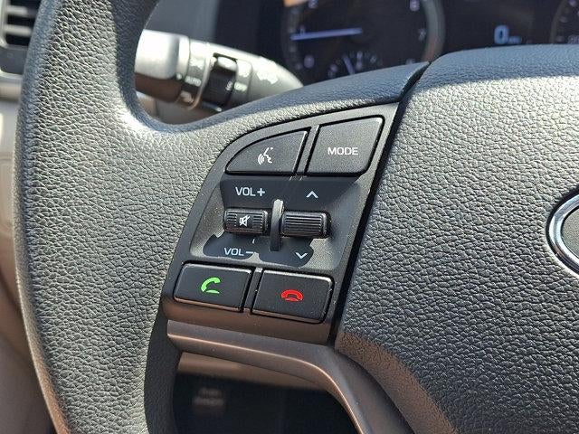 2016 Hyundai TUCSON AWD 4dr SE