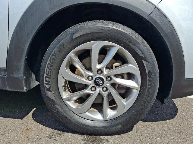 2016 Hyundai TUCSON AWD 4dr SE