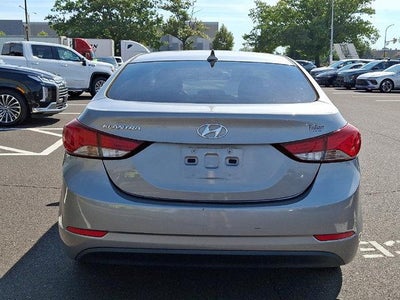 2016 Hyundai ELANTRA 4dr Sdn Auto SE