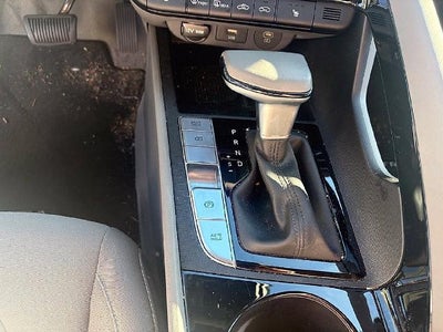 2024 Hyundai ELANTRA SEL IVT